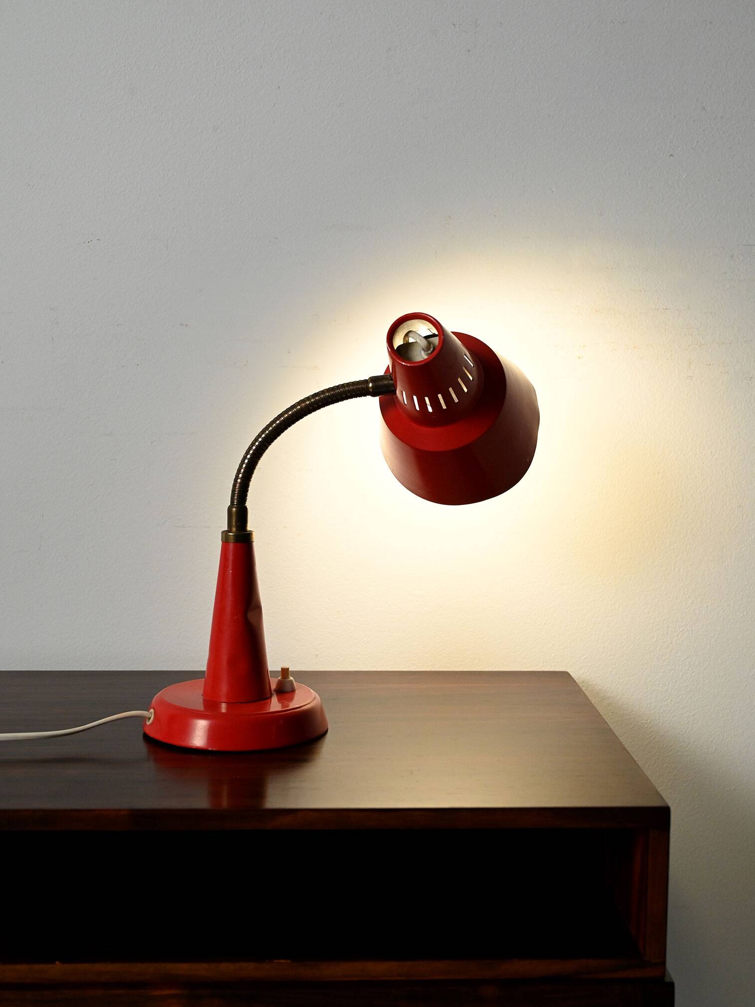 Gemi red Scandinavian table lamp, 1960s