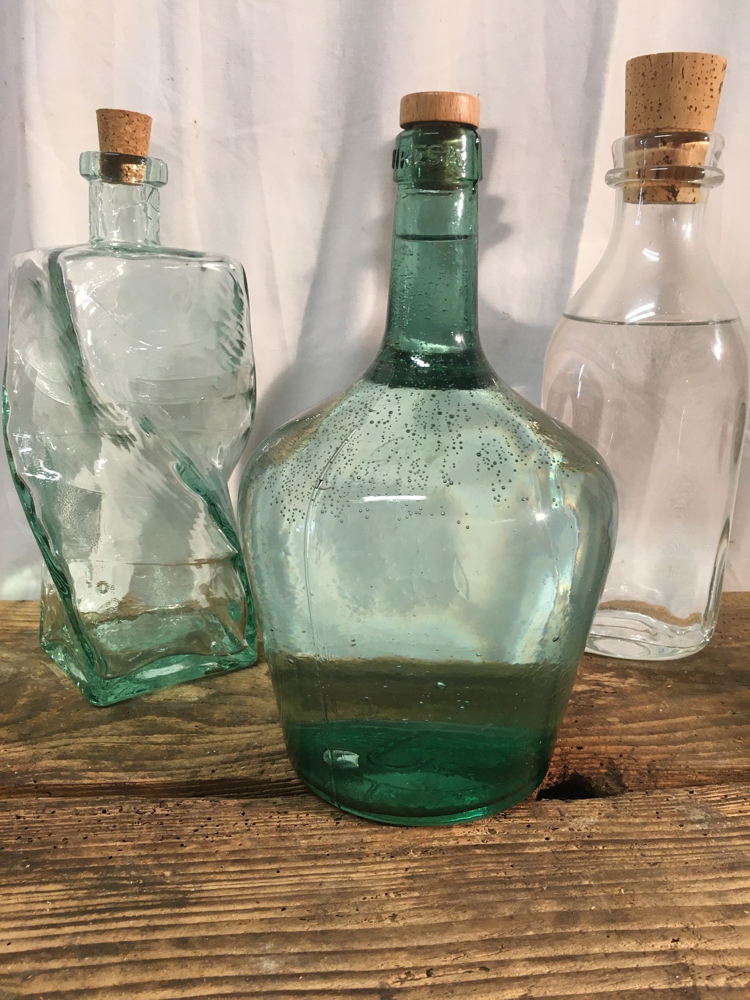 Lot de 3 bouteilles environ 2l