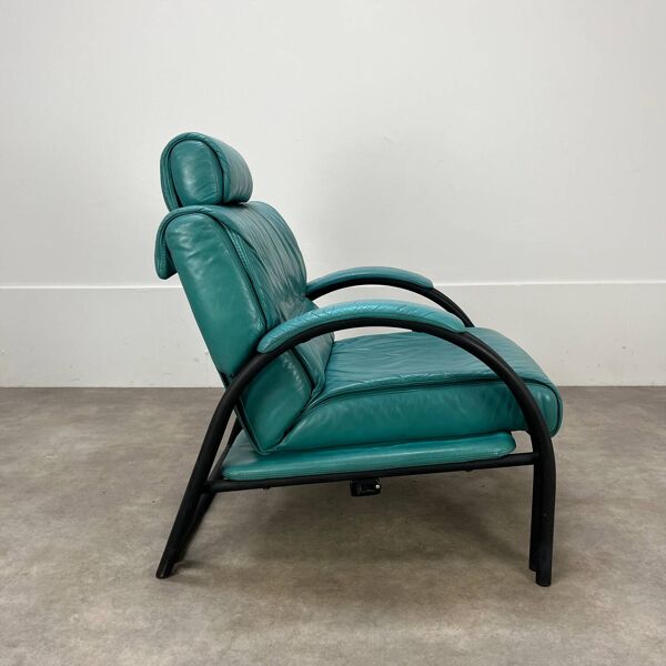 Fauteuil et ottoman design postmoderne, cuir années 80