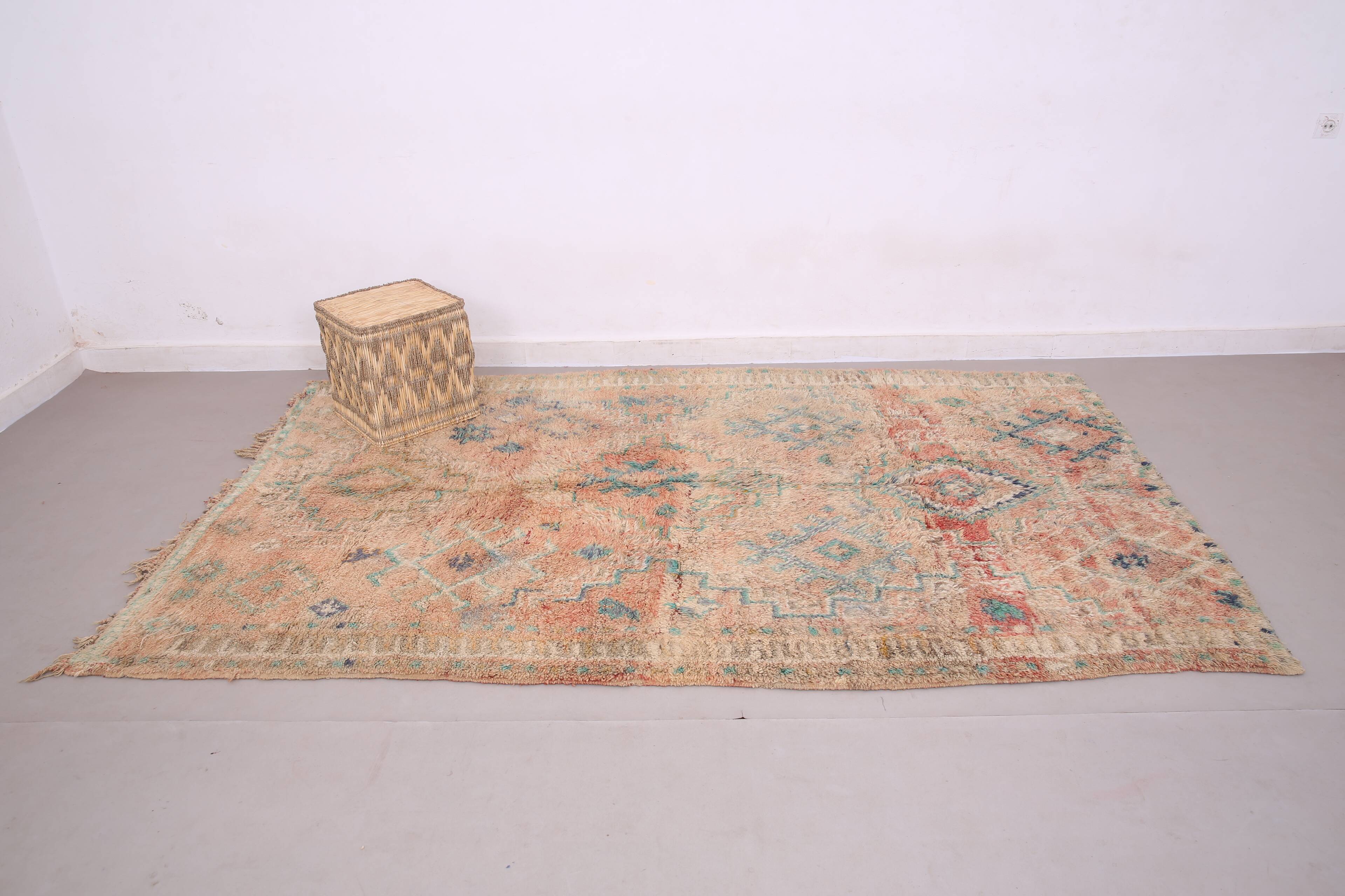 Peach Vintage Moroccan Rug 178 x 271 cm - Berber Wool Rug - Handmade Rug