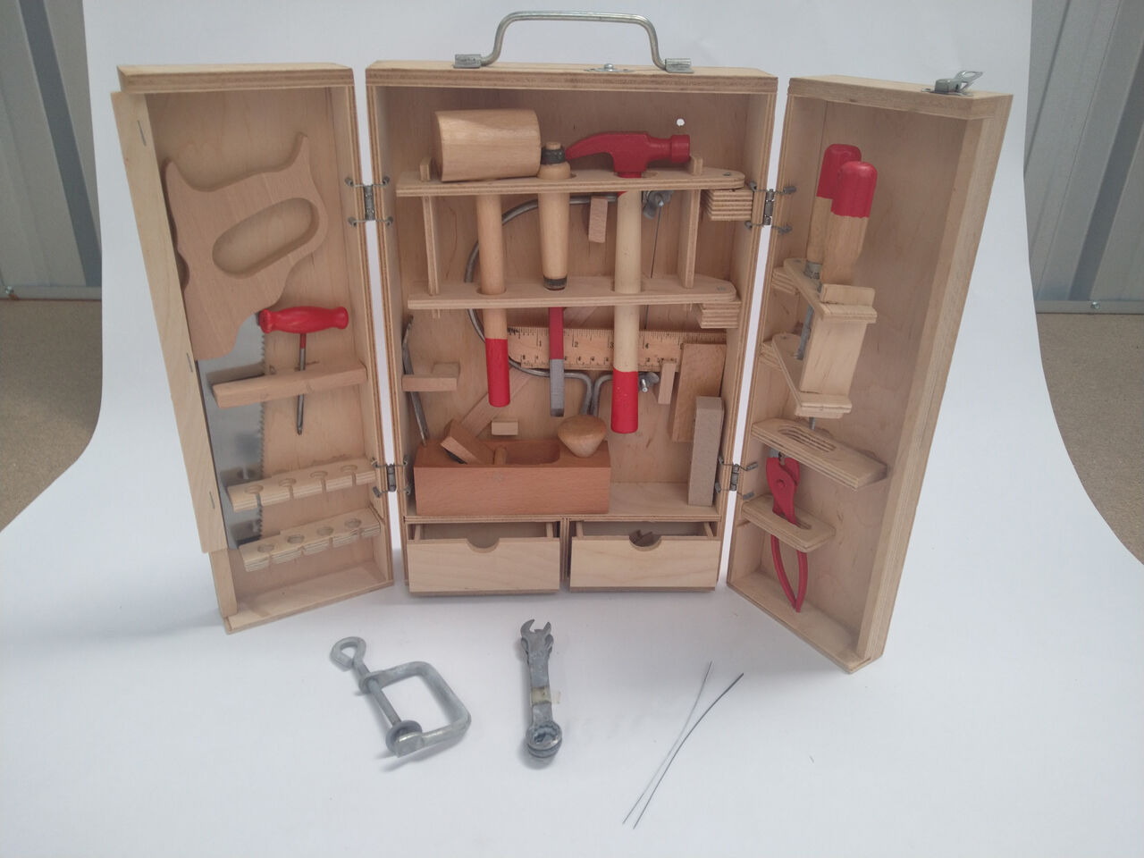 Outils de menuiserie métal pour enfants