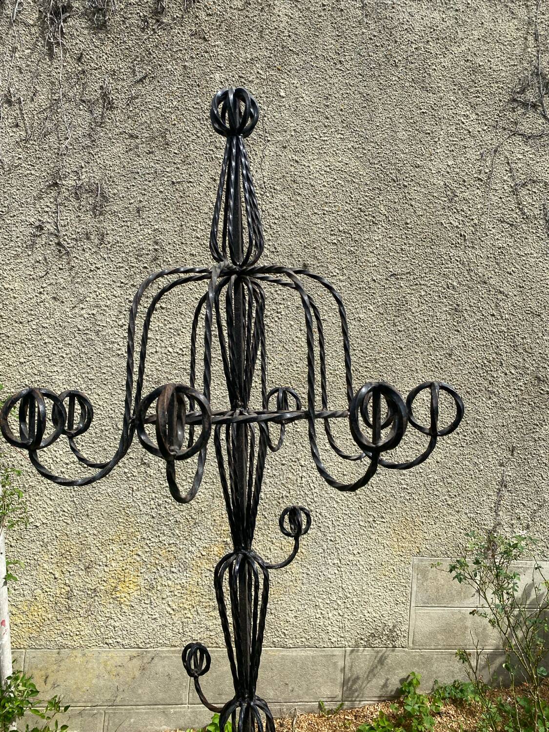 Twisted iron coat rack, 19th century