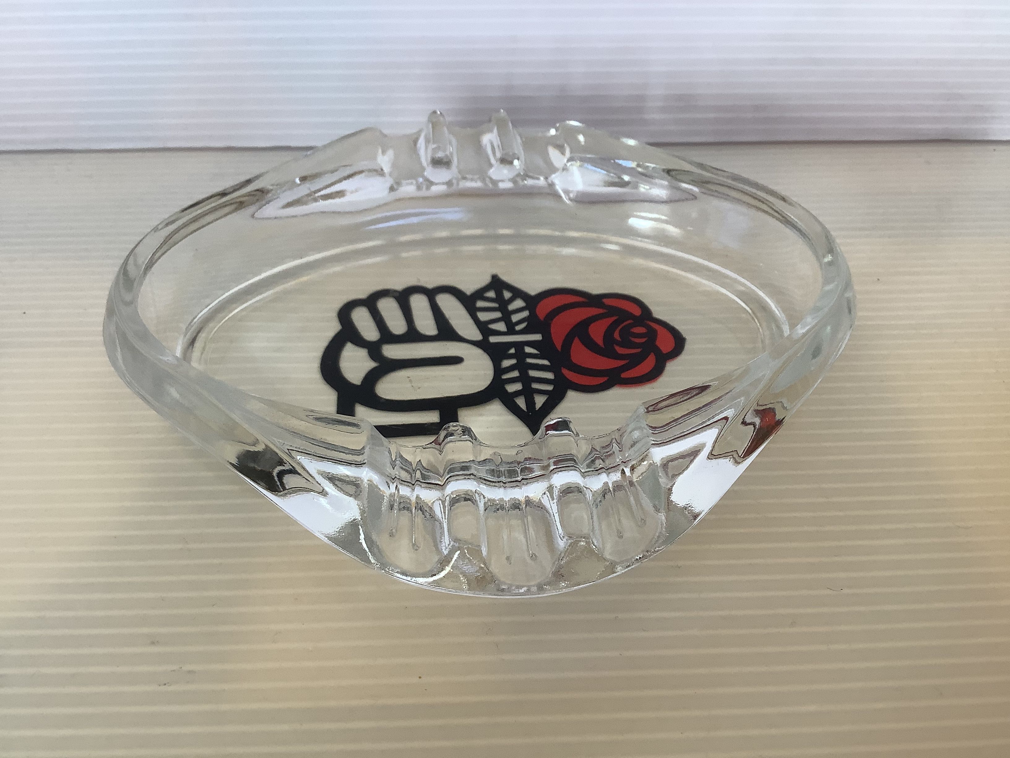 Empty pocket ashtray the fist and the rose of Marc Bonnet