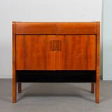 Chest of drawers in wood and opaline glass from the 1960s