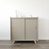 Storage cabinet