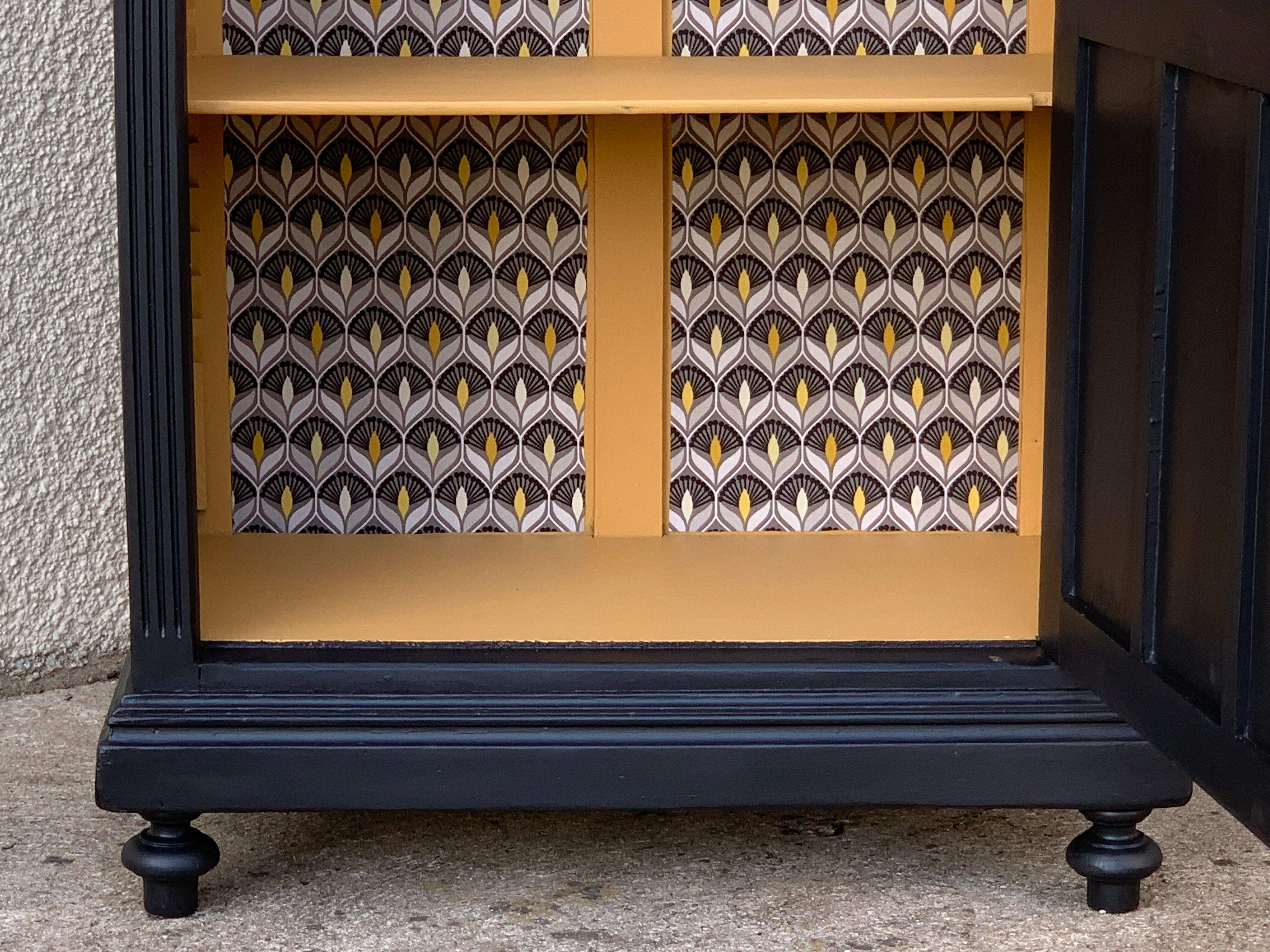 Parisian wardrobe black glass