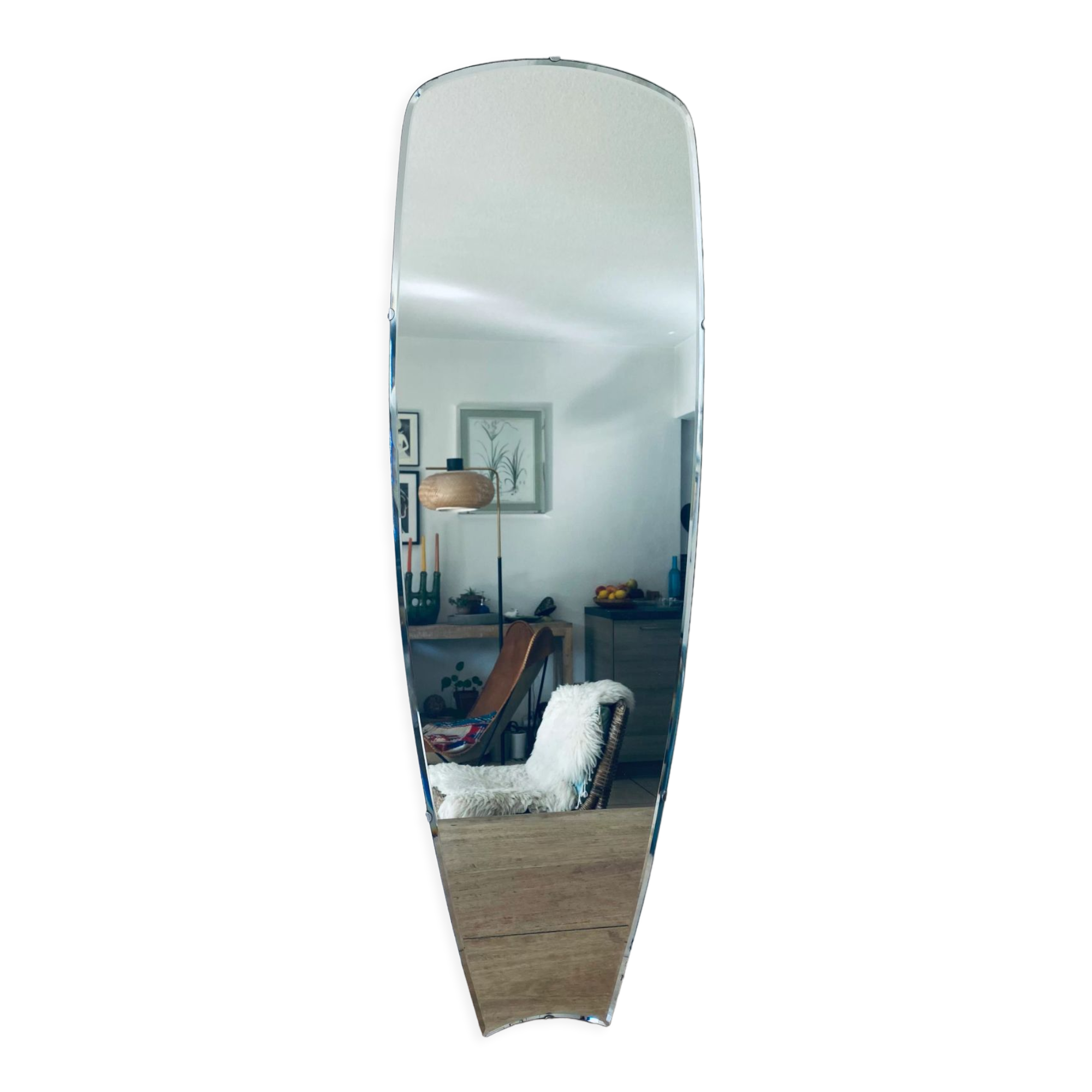 Mirror beveled retro shape