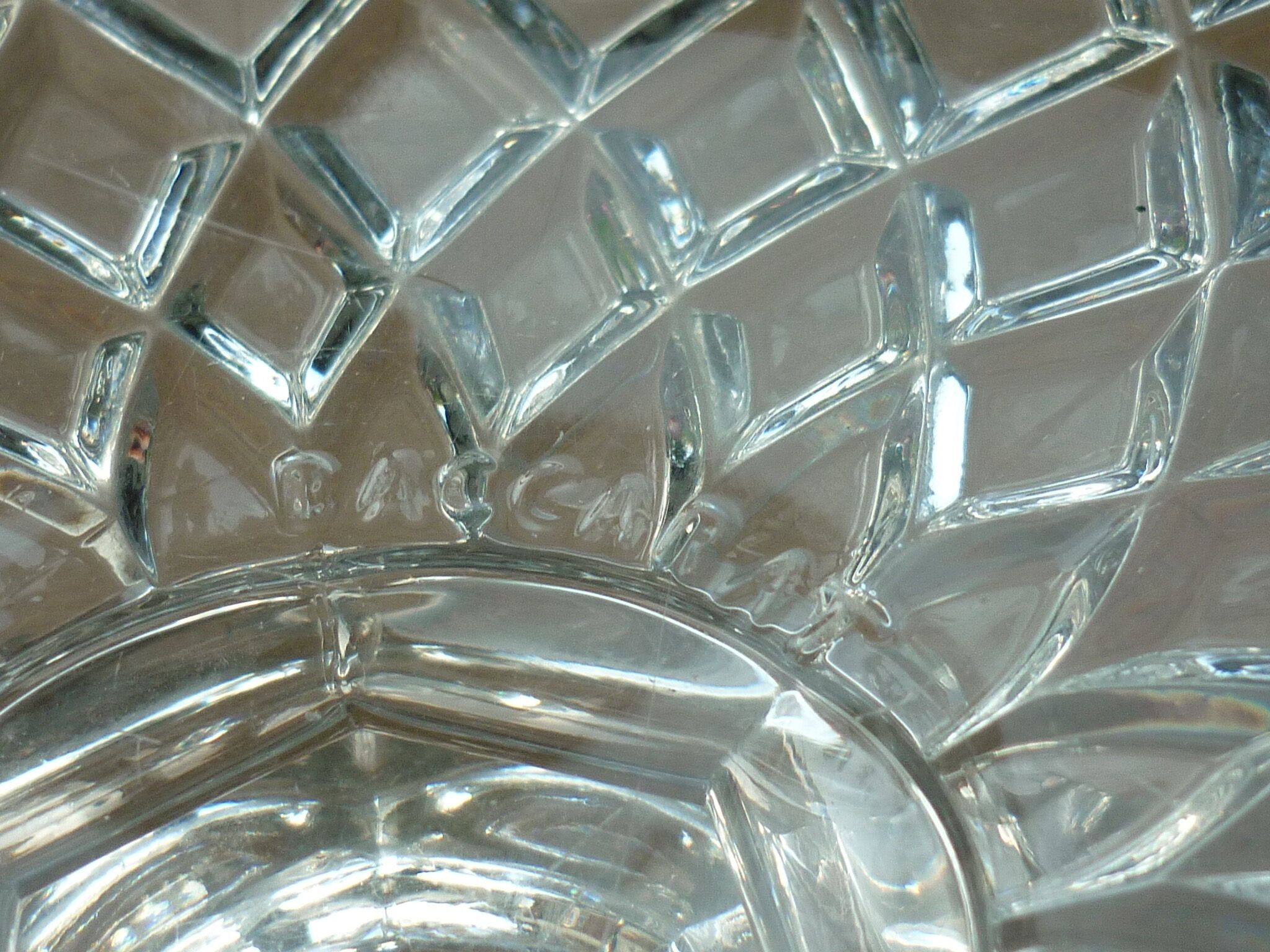 Cut on crystal piedouche signed Baccarat