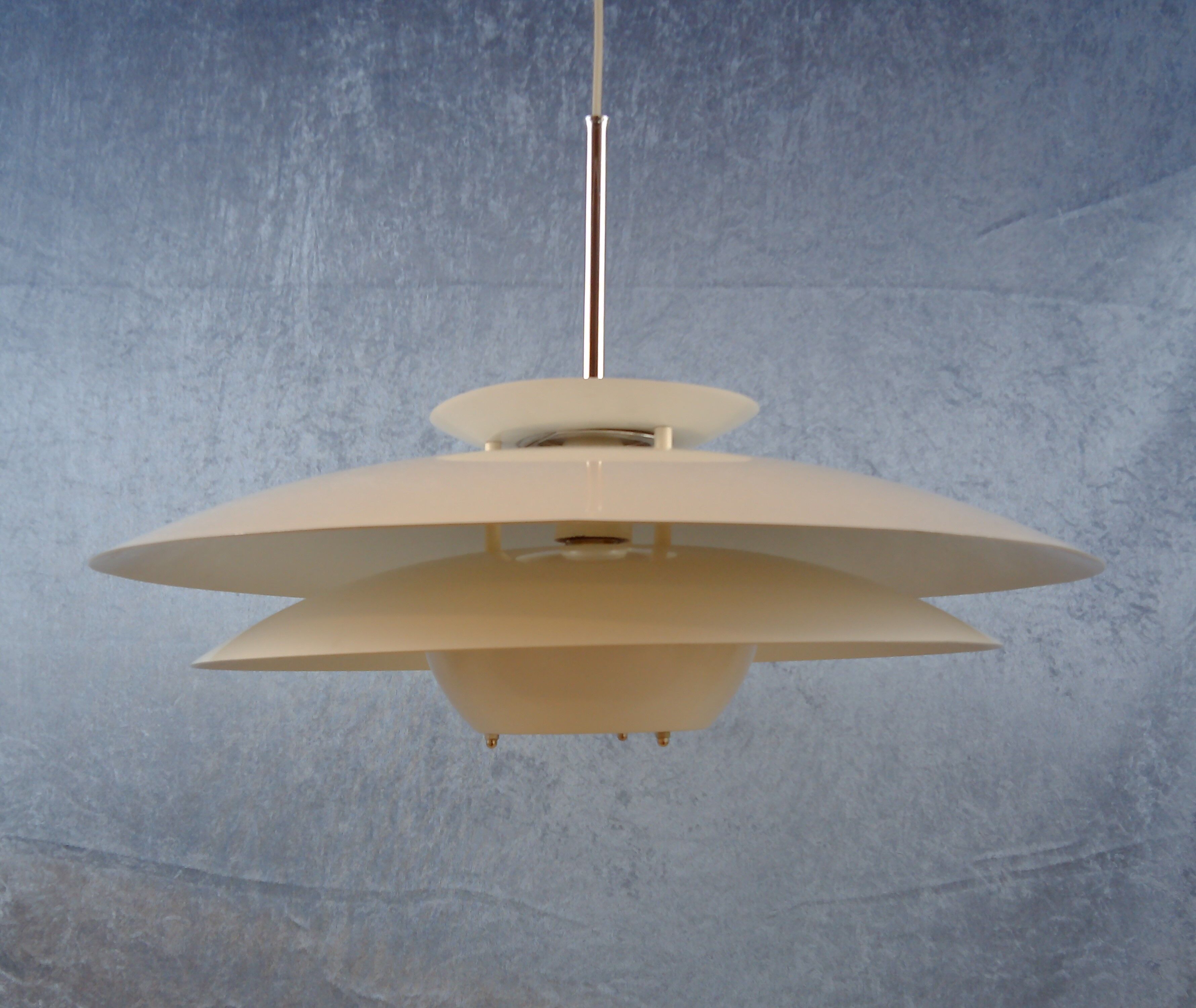 Vintage pendant Typ 3952 for Elidus AB. 1970's.