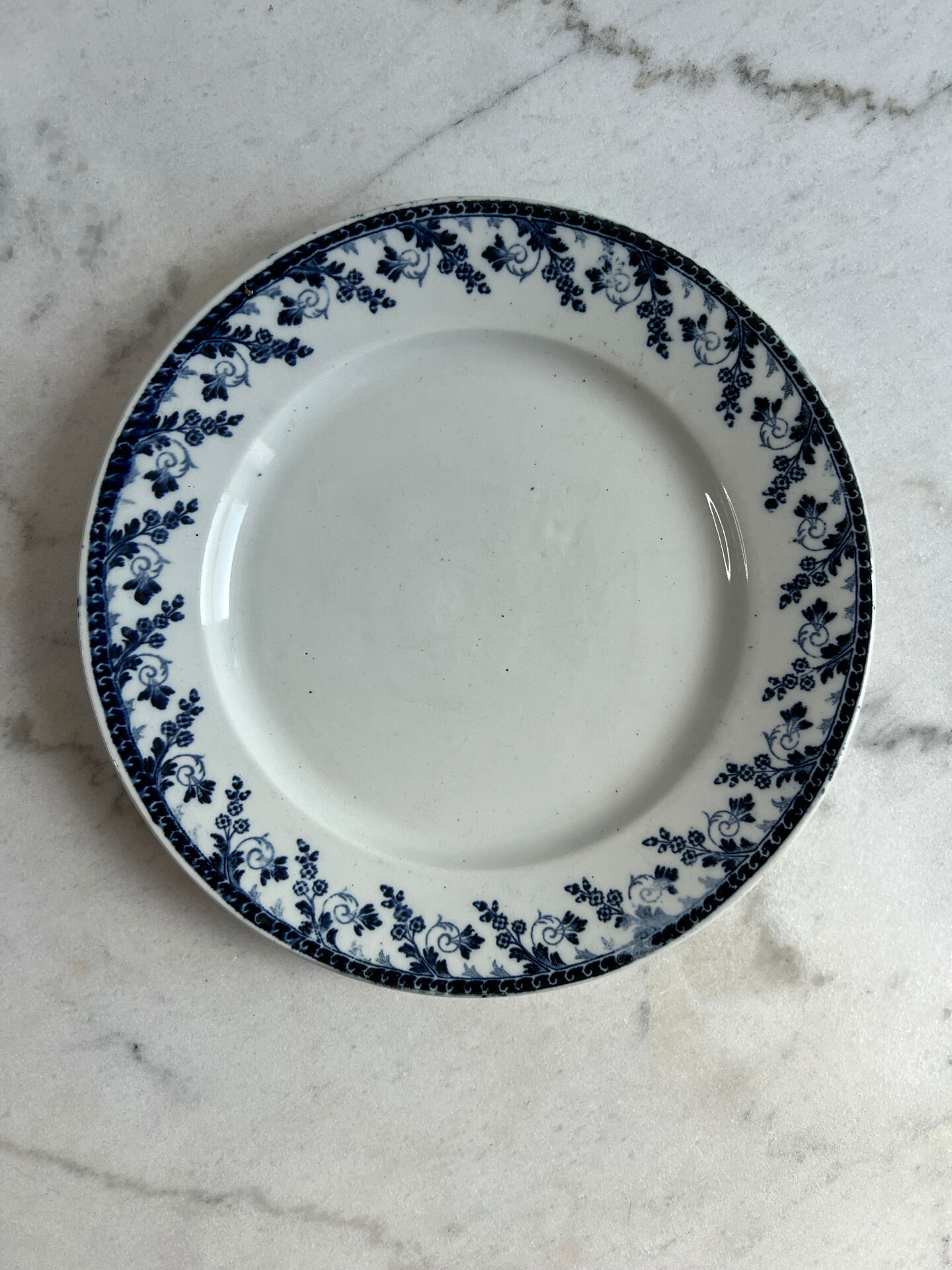 Assiette plate GIEN Terre de Fer — Collection Montigny