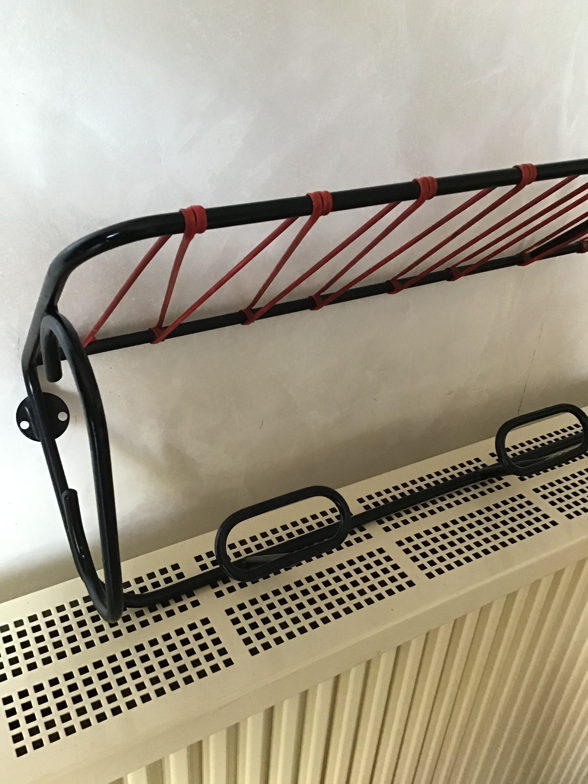 Vintage scoubidou coat rack