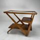 Chariot de bar en bois dans le goût de Charlotte Perriand, Italie années 1950