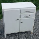 Buffet parisien patine blanche des années 50