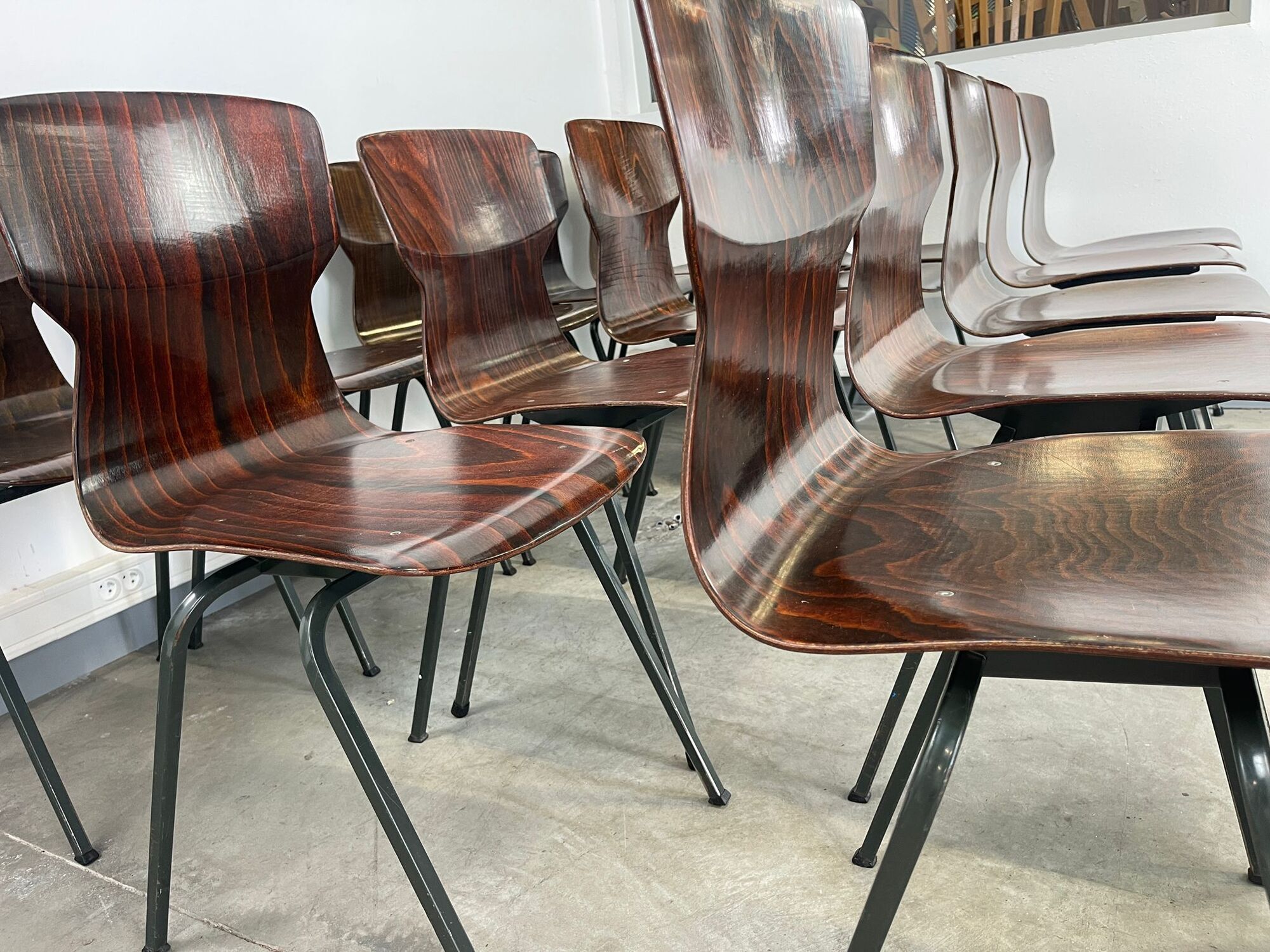 Lot of 16 obo erome chairs, 70s Germany