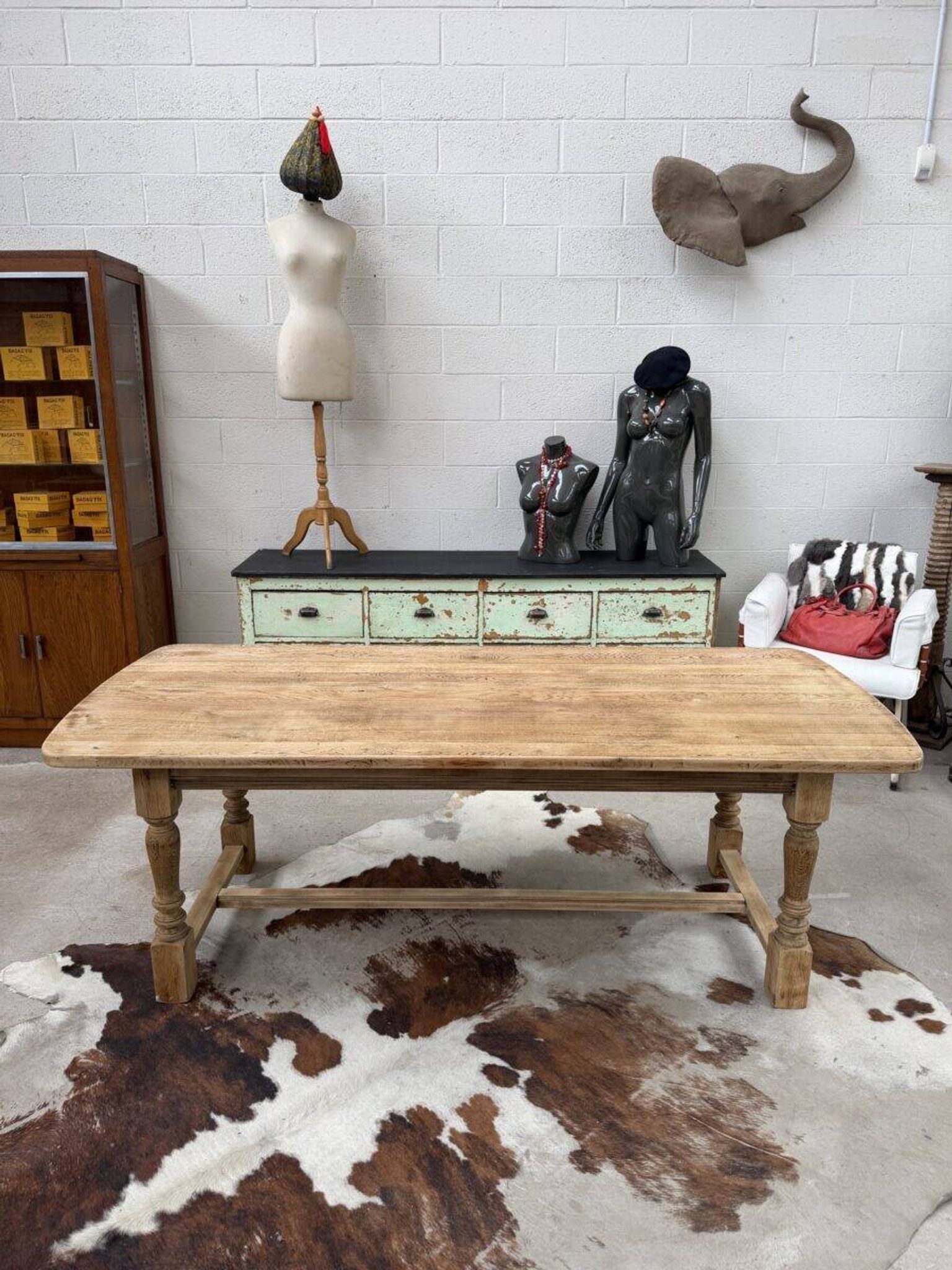 Table de ferme en chêne années 60