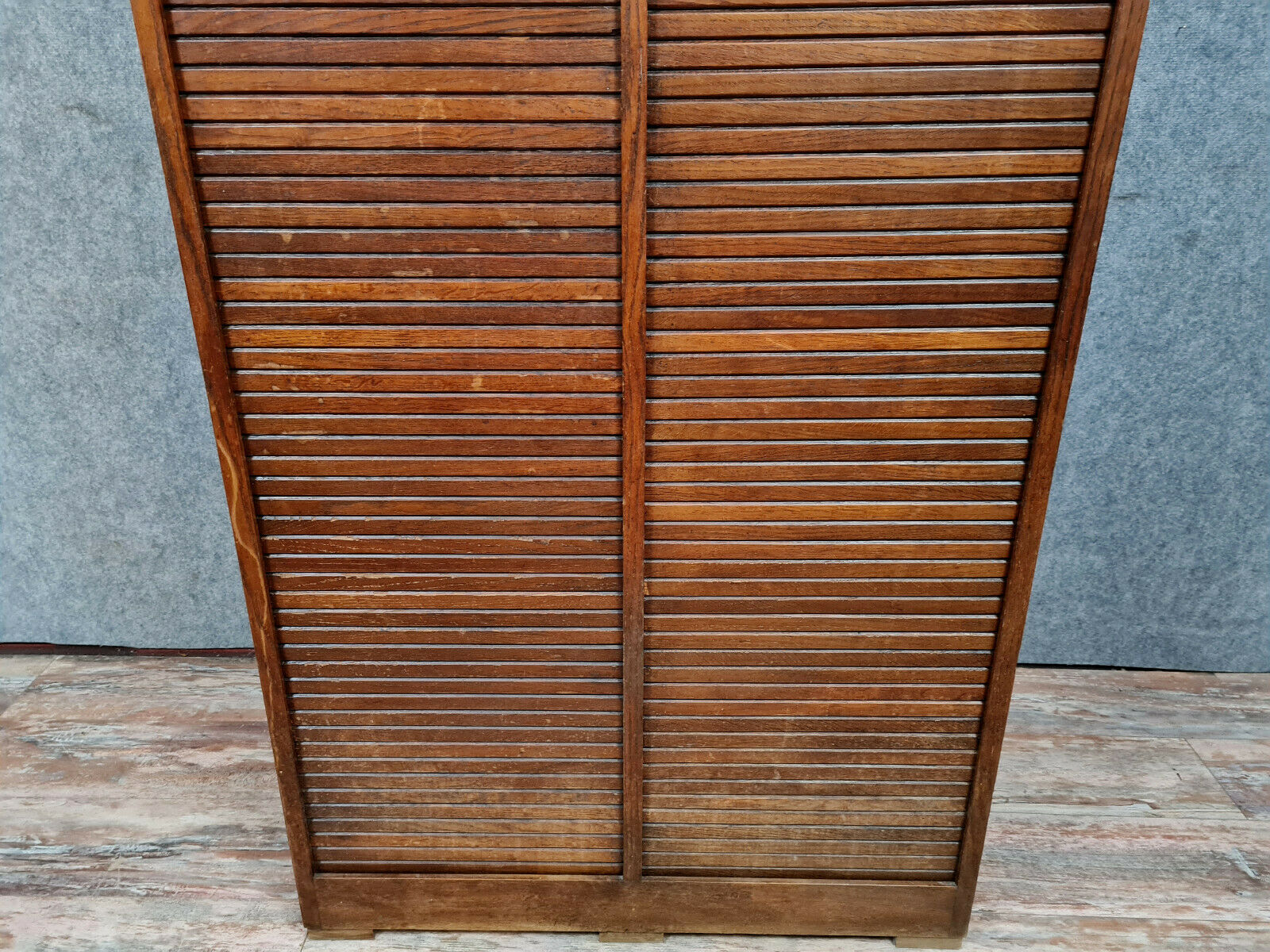 Solid oak curtain binder with honey patina