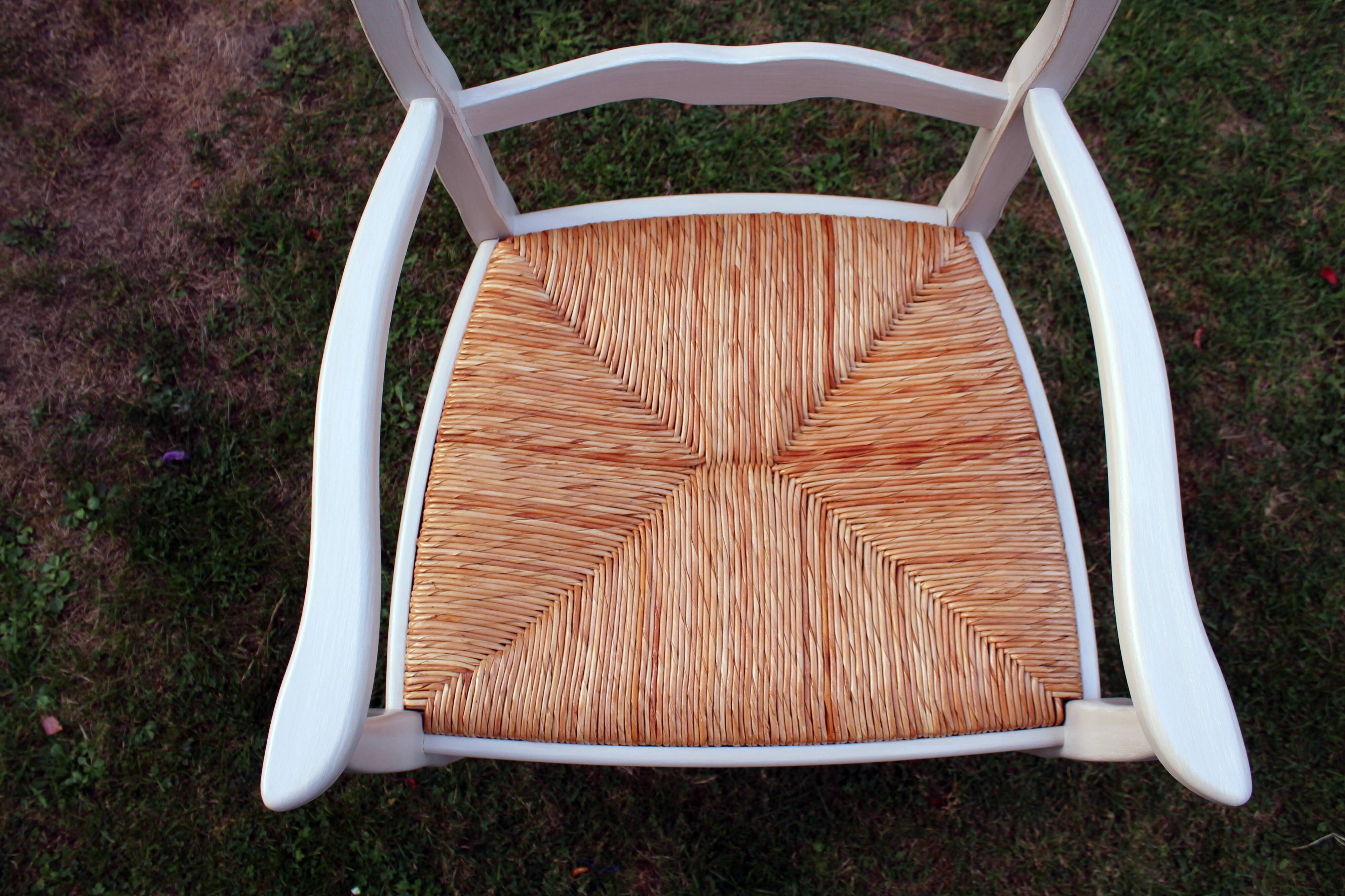 Fauteuil provençal paillé campagne chic
