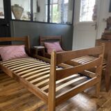 Pair of twin beds 1950