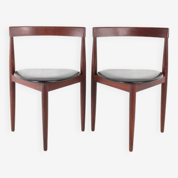Pair of "Roundette" chairs by Hans Olsen for Frem Rolje, Denmark