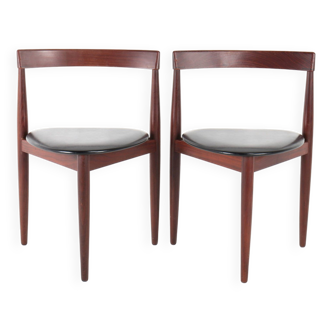 Pair of "Roundette" chairs by Hans Olsen for Frem Rolje, Denmark