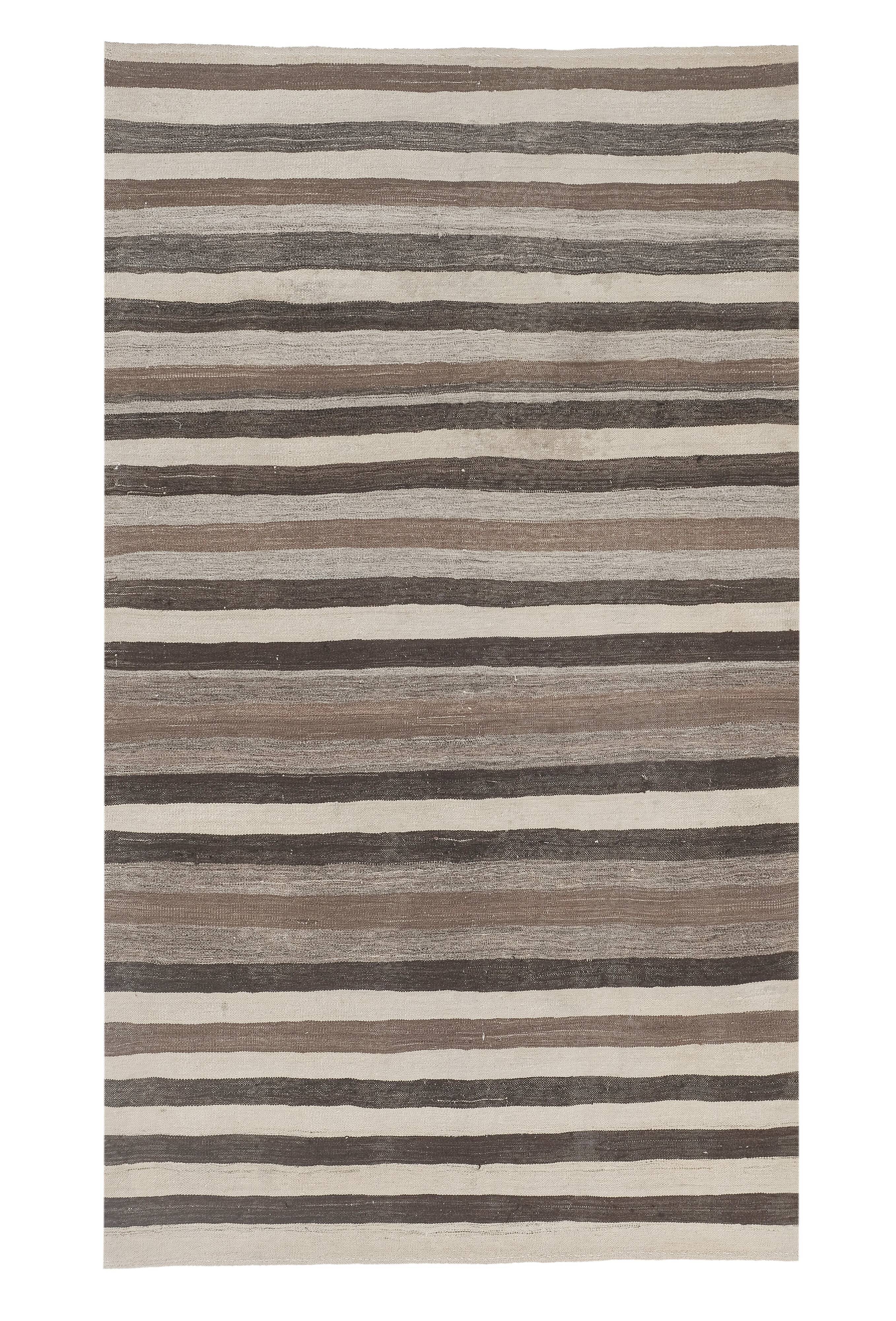 Vintage Turkish rug from Oushak, hand-woven 185x312 cm