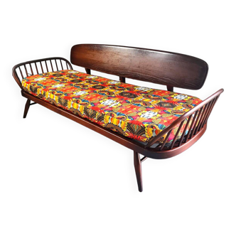 Vintage designer sofa bed Ercol model 355 Lucian Randolph Ercolani