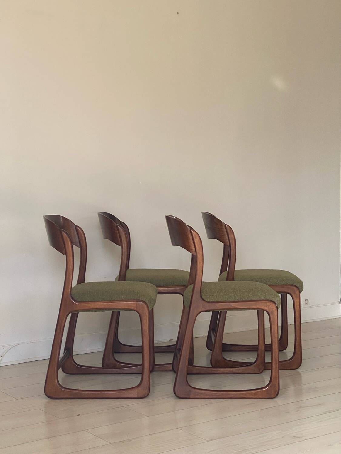 4 Baumann sleigh chairs