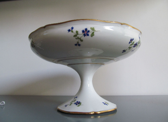 French antique porcelain fruit bowl by E. Bourgeois