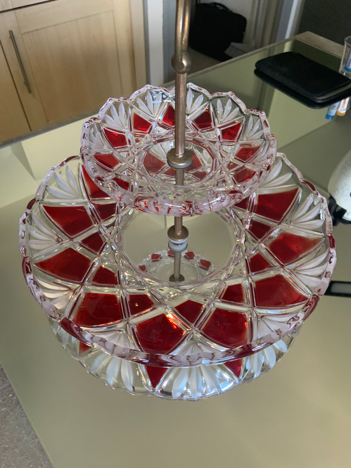 Old crystal cake display