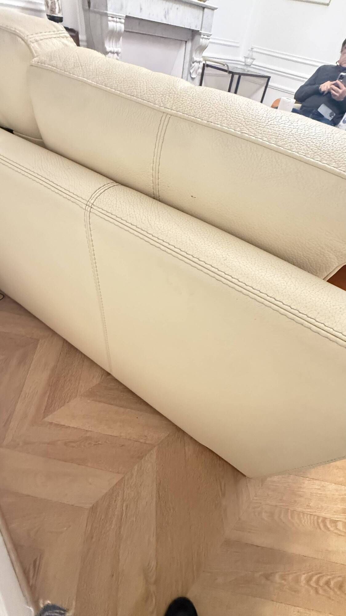 2 sofas 2 seats B&B Italia, cream leather and wood