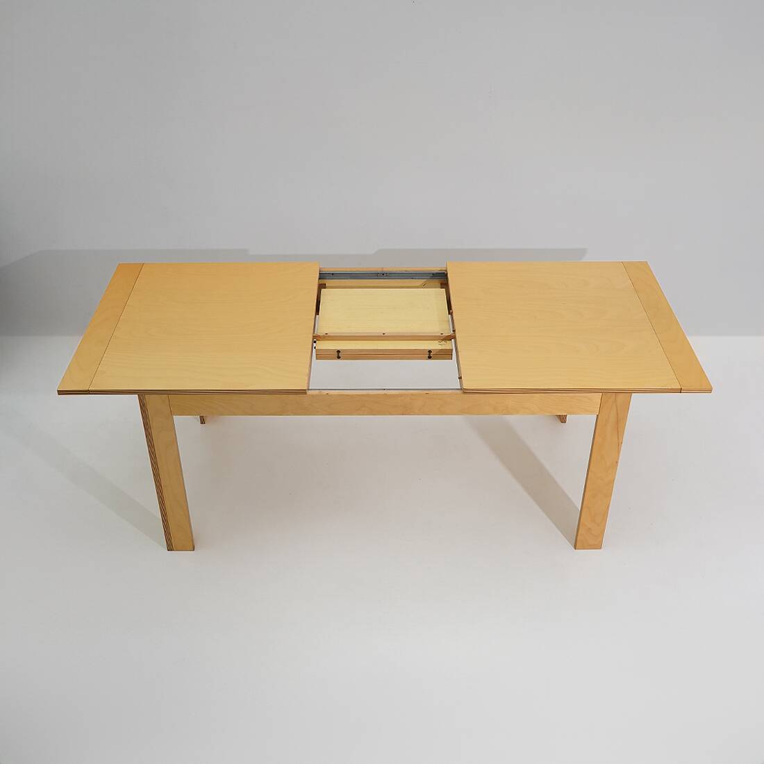 Maple table with extendable top, 1970s