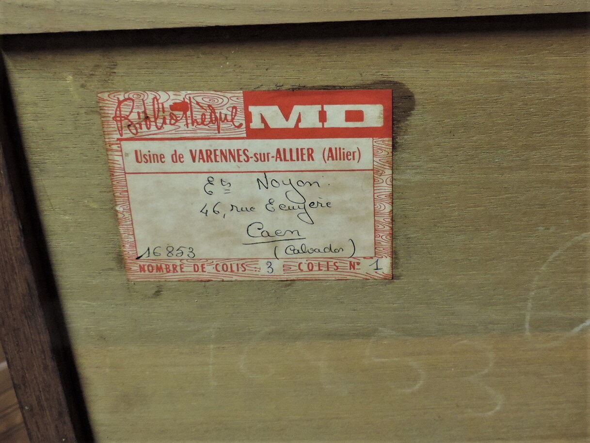 rabies furniture M D in oak 1970