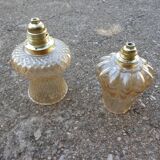 Paire de suspensions globe en verre ambré vintage