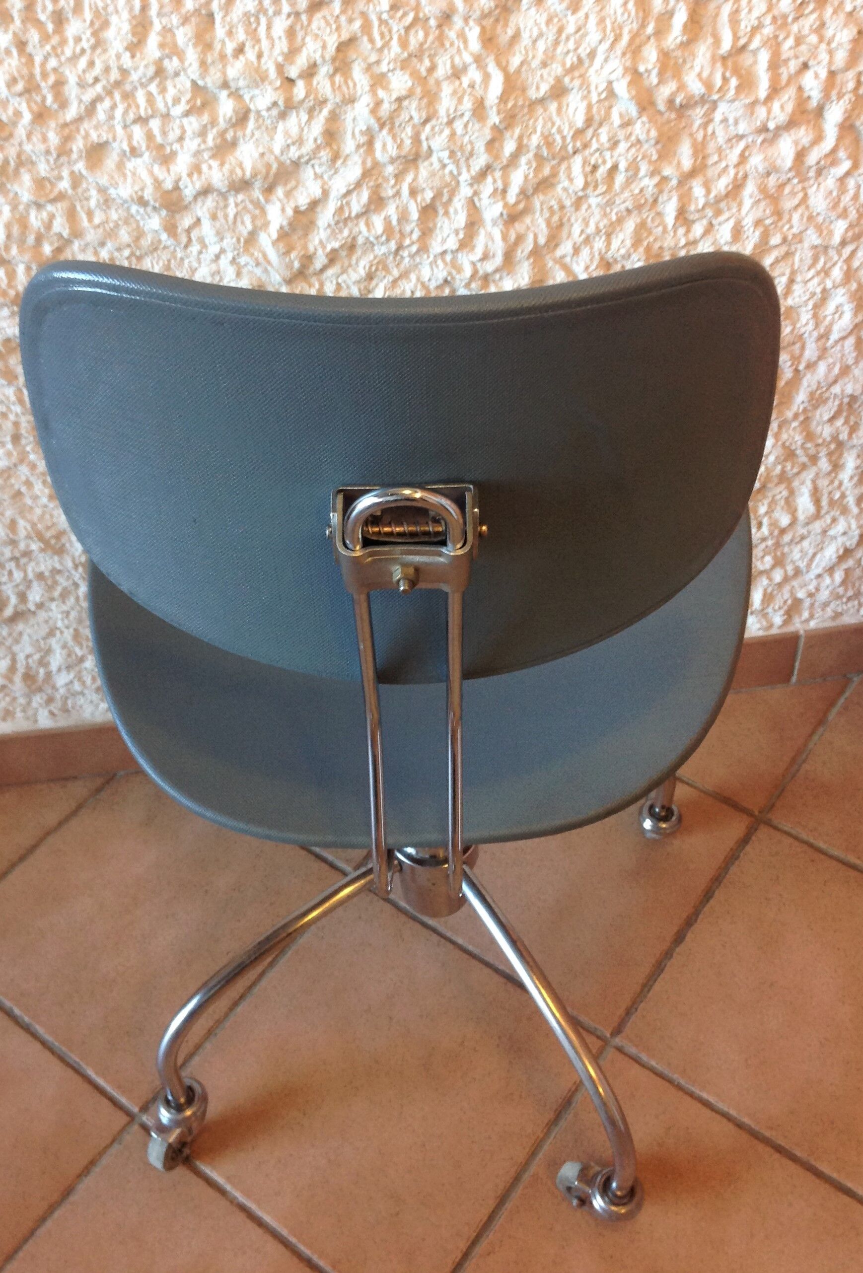 Chrome metal swivel chair industrial/vintage style 50s-60s
