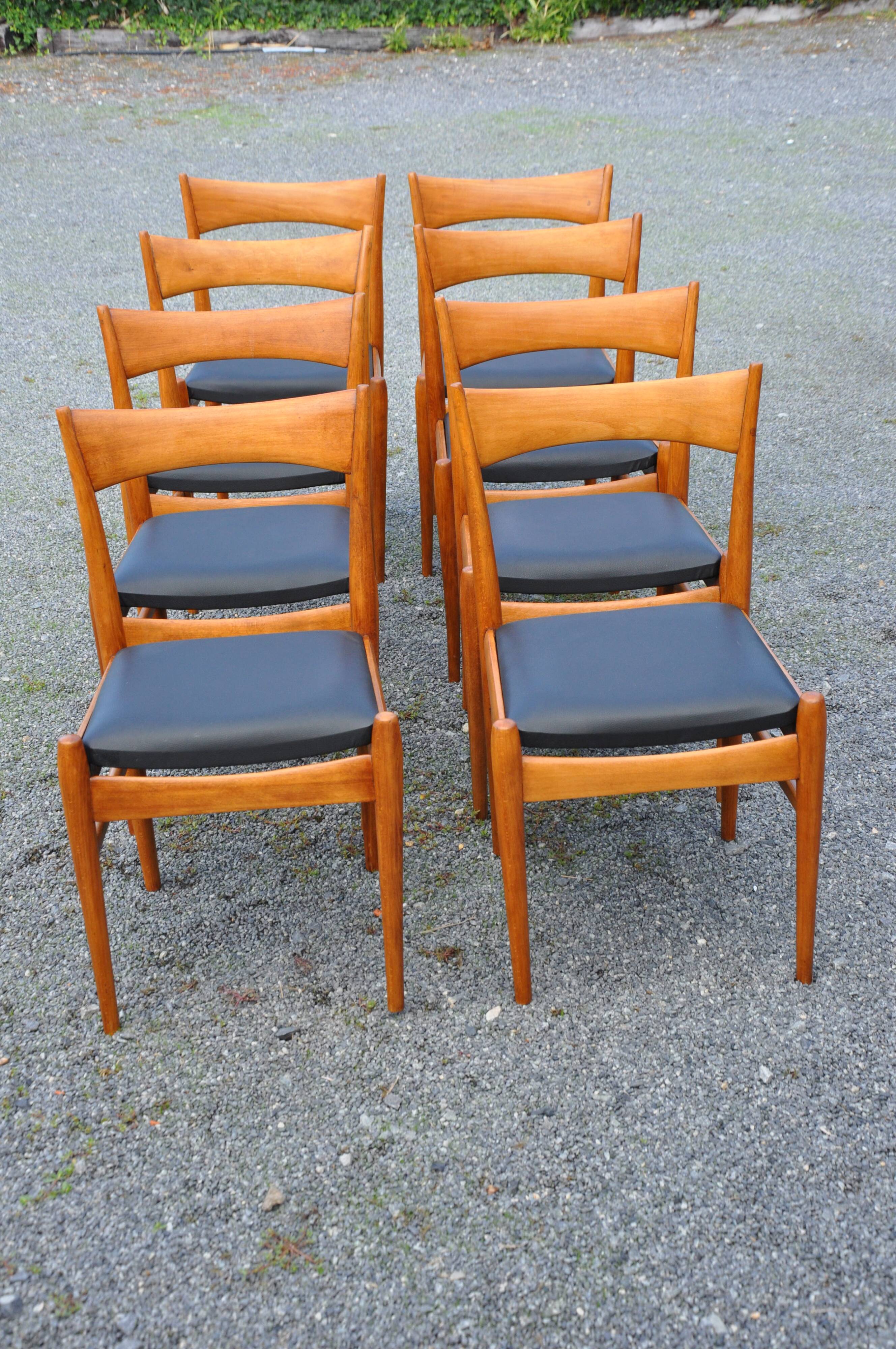 8 Scandinavian-style chairs