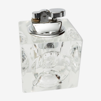 Cubic crystal table lighter