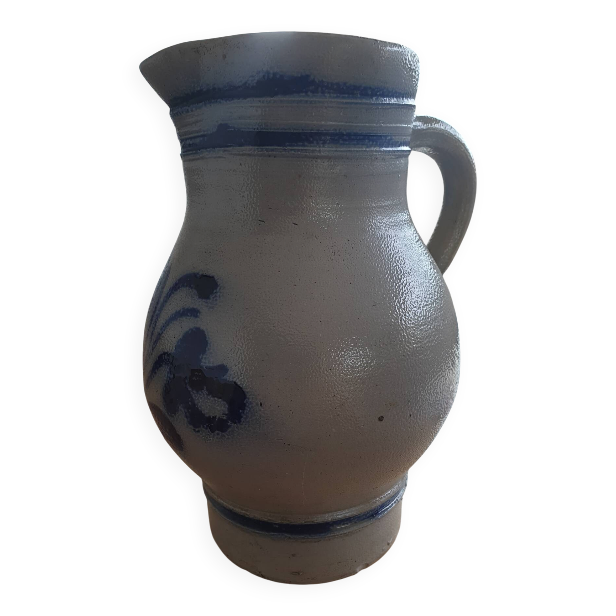 Carafe grise décor email