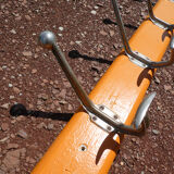 School wall door - 11-patère orange rail