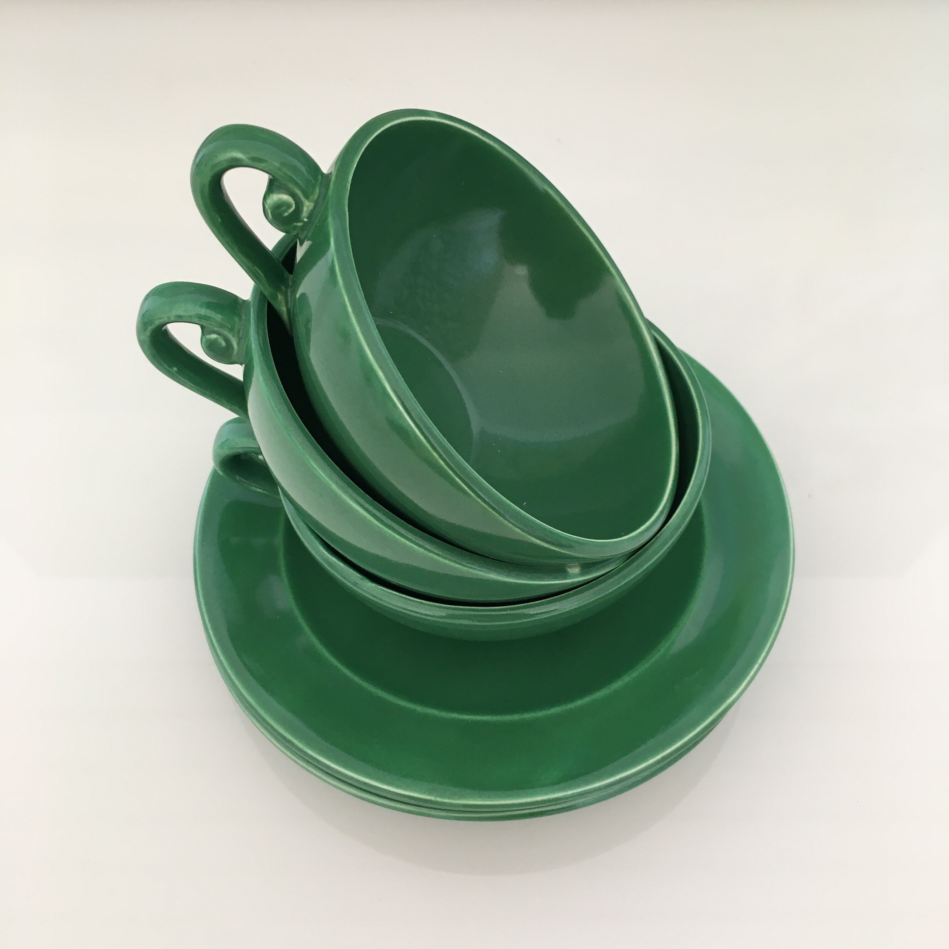 Set of 3 green cups
