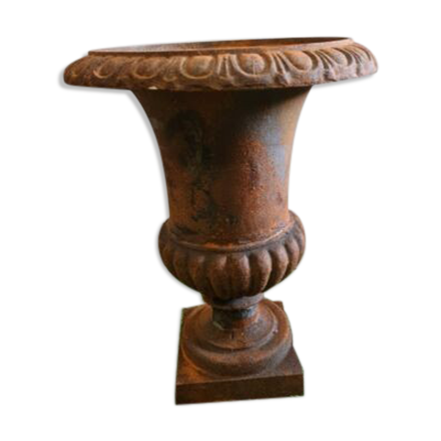 Medici cast iron vase