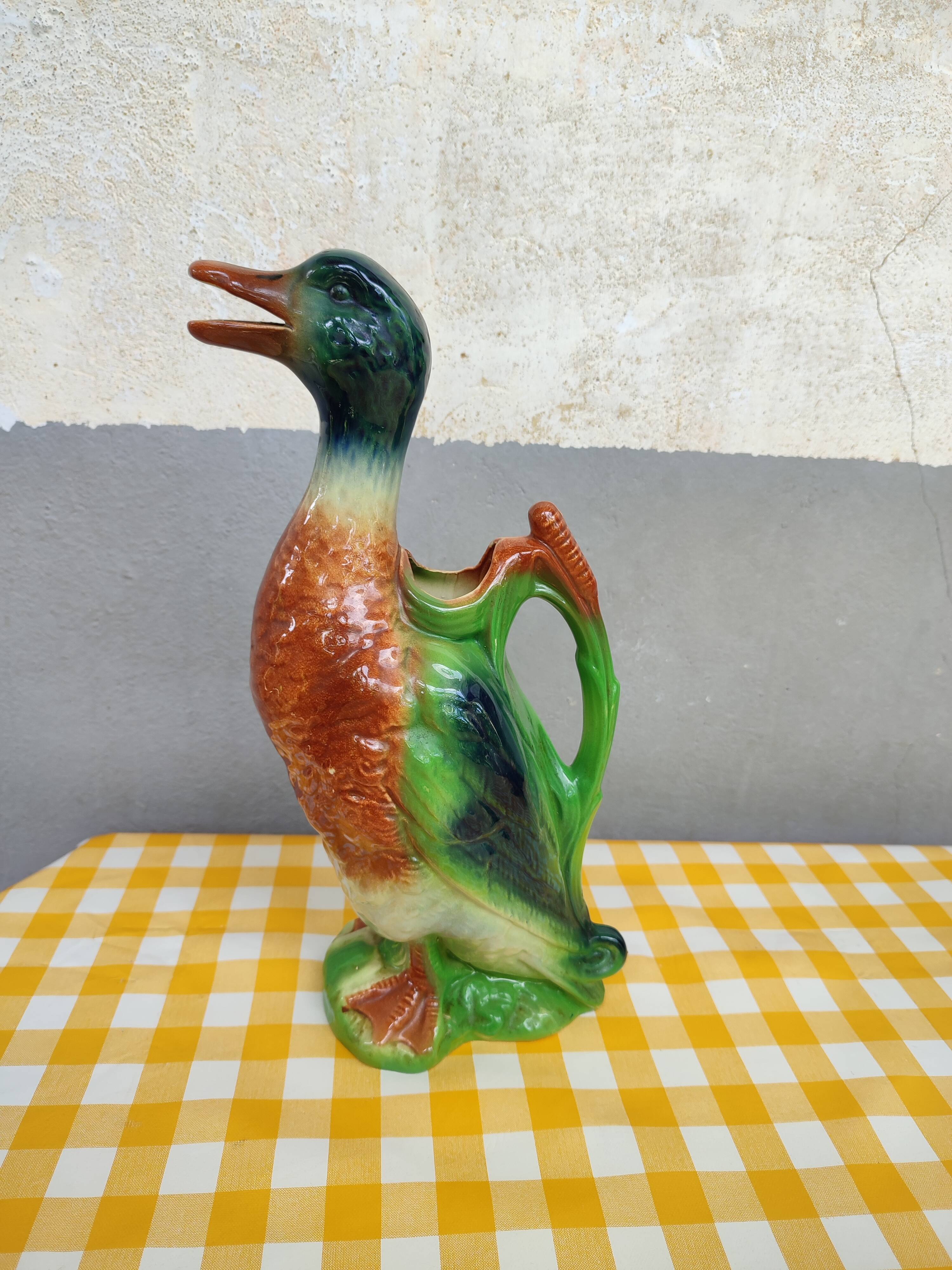 Pitcher in slurry duck Saint-Clément XXth