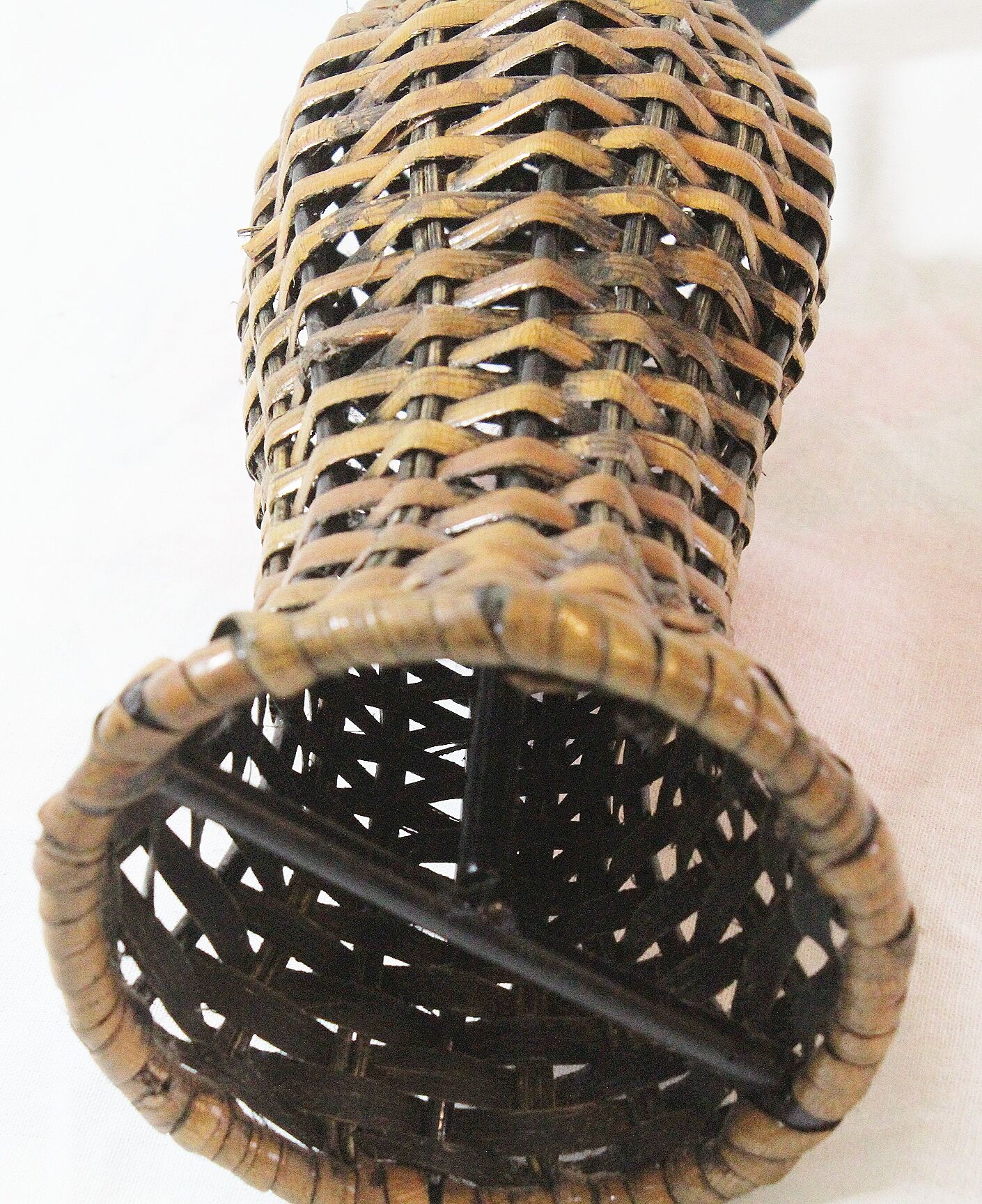 Wicker candle holder