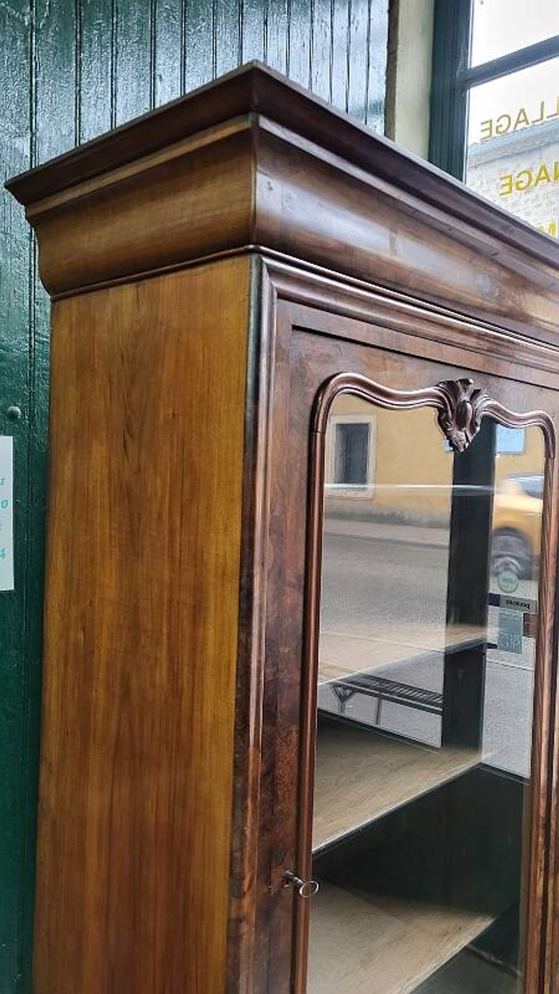 Vitrine bibliotheque 1 porte en noyer du XlXème siecle