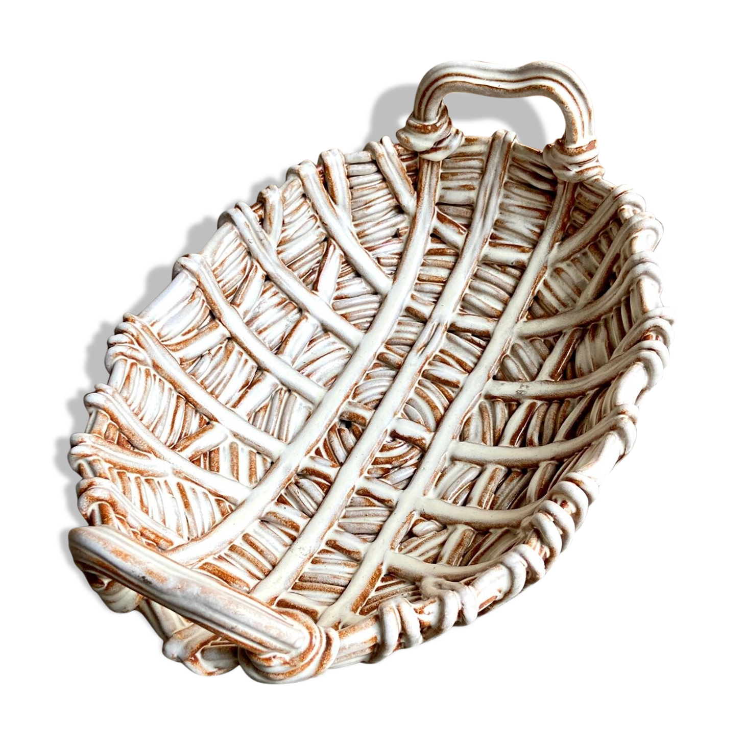 Beige woven ceramic oval cup