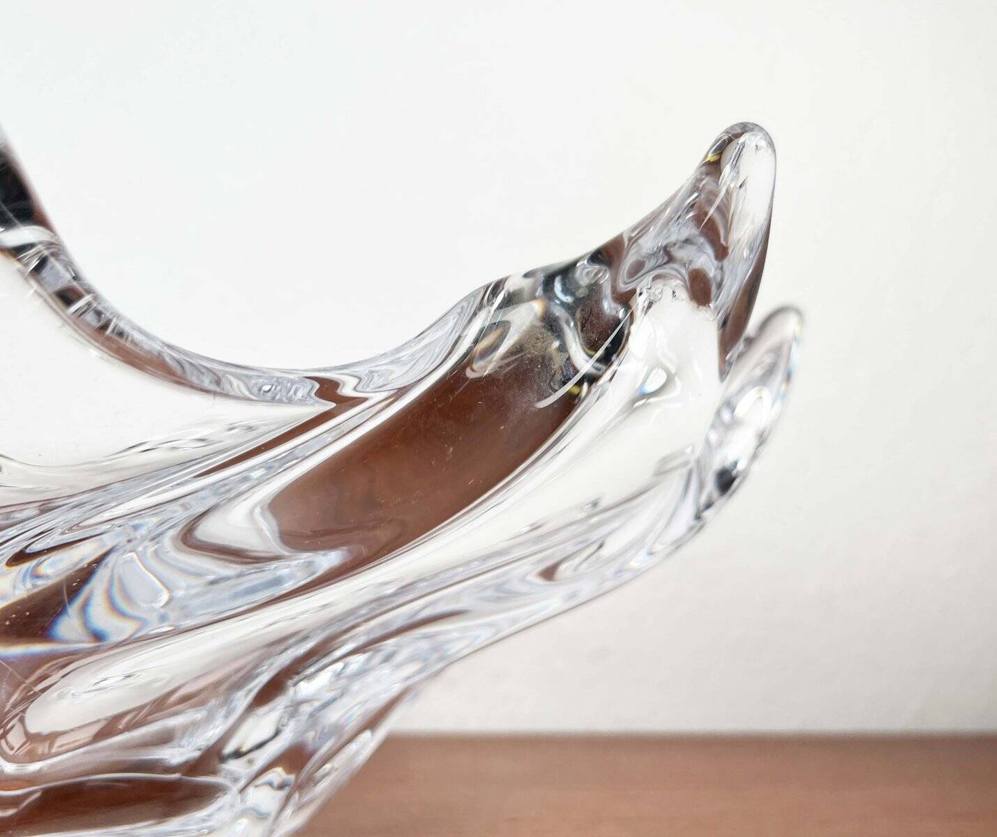 Large Modern Crystal Glass Fruit Bowl from the Mid-Century by Art Vannes, France, 1960s