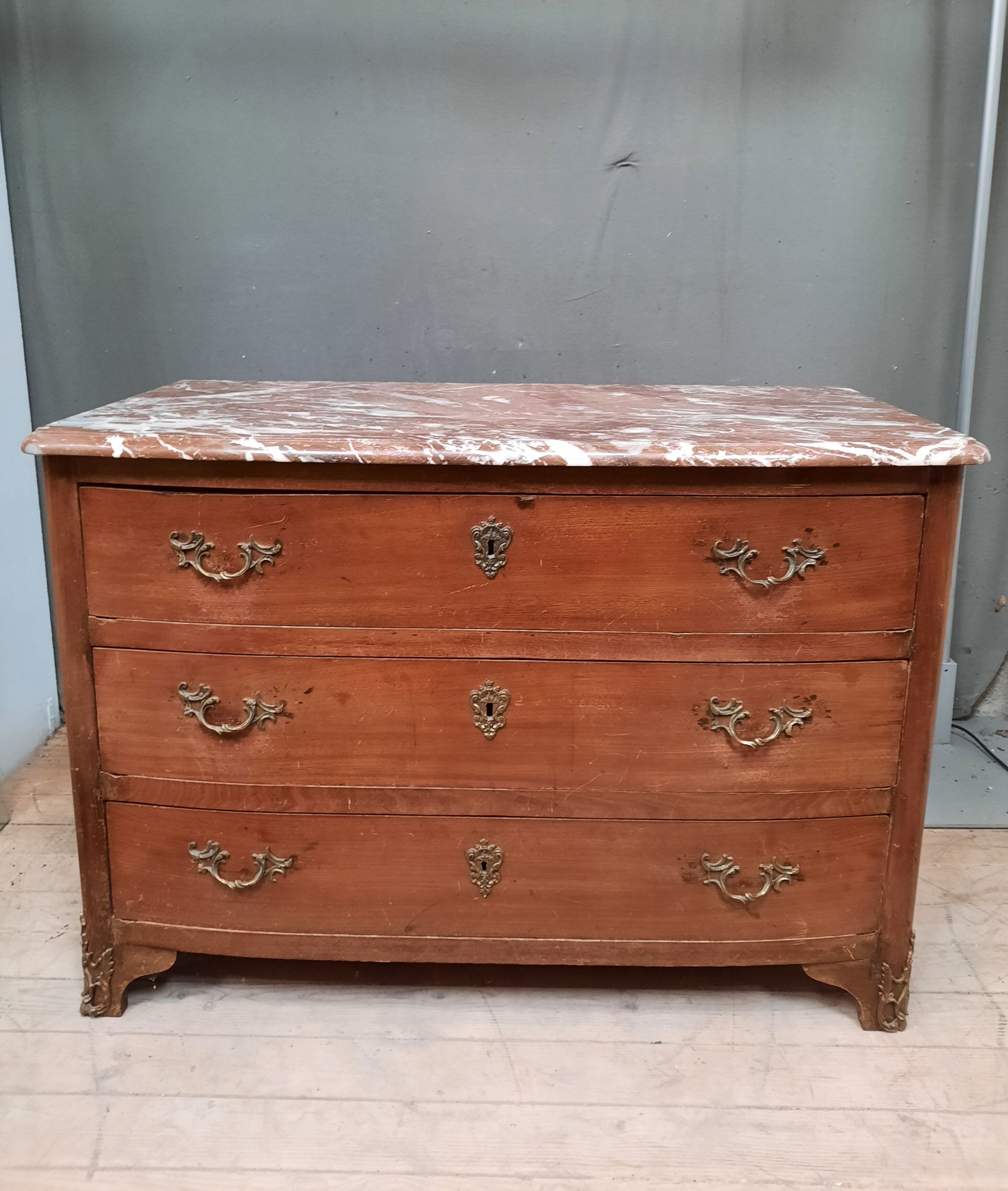 Commode du dix huitième siècle