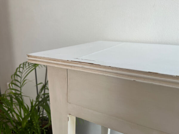 Petite table bois patiné