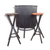 Bar et tabourets