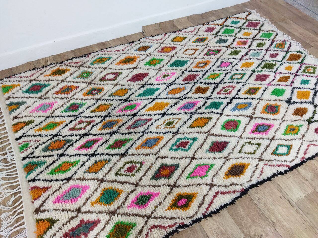Handcrafted Moroccan Berber Rug 246 X 158 CM