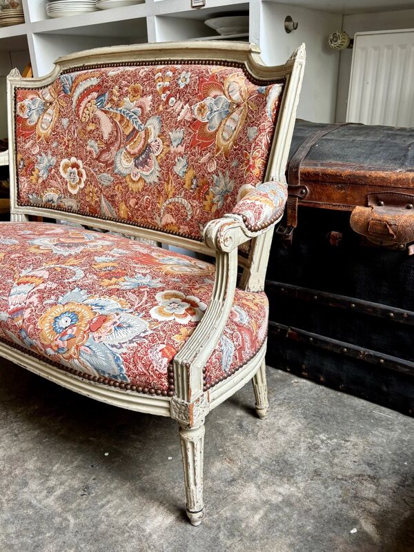 Banquette à la reine d'époque Louis XVI, tissus indienne